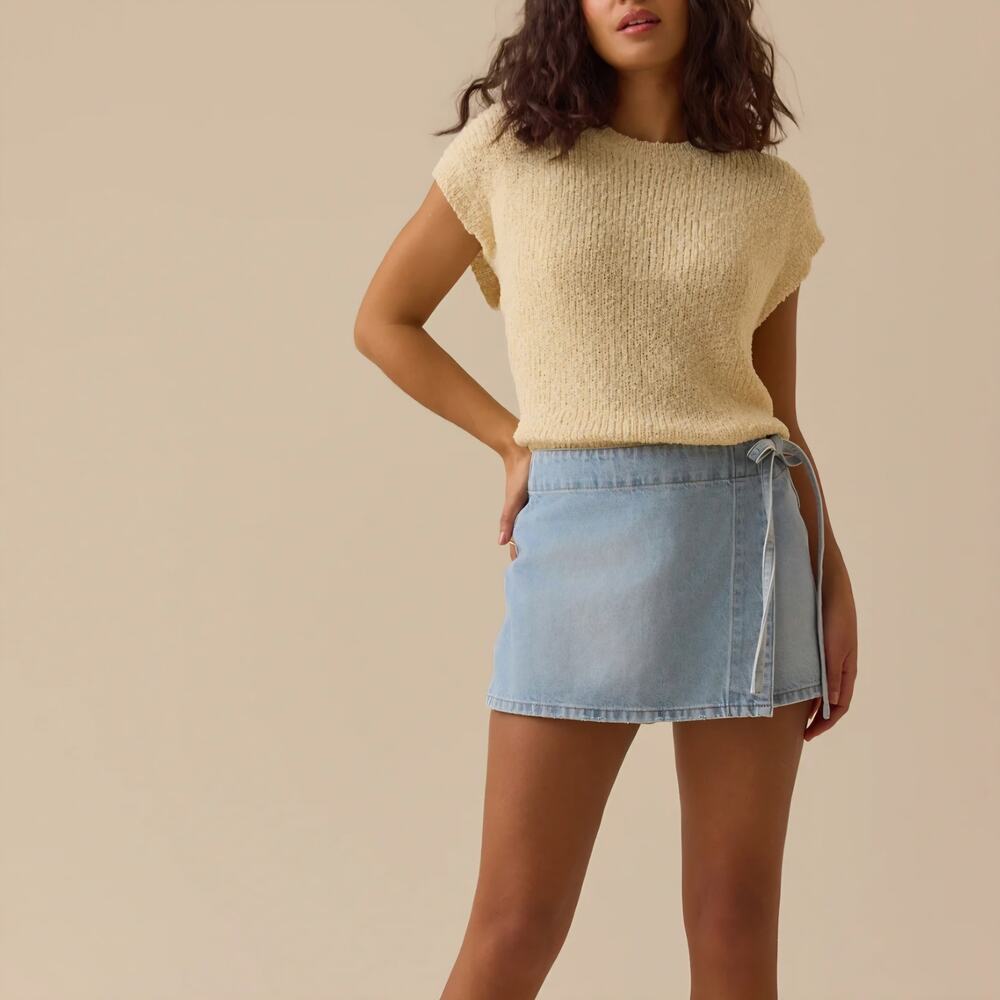 Altar'd State Dylan Denim Skort Womens M Light Wash Side Tie Wrap NWT $64